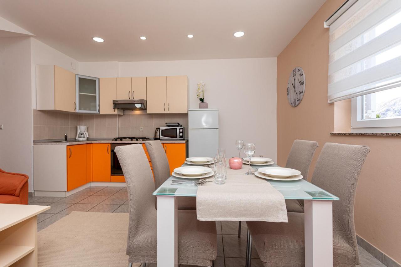 Apartments La Natalli バスカ エクステリア 写真