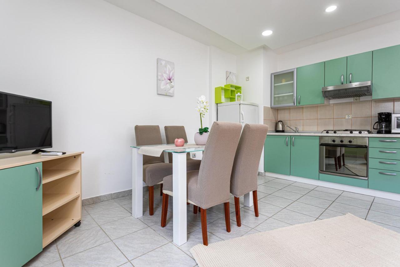 Apartments La Natalli バスカ エクステリア 写真