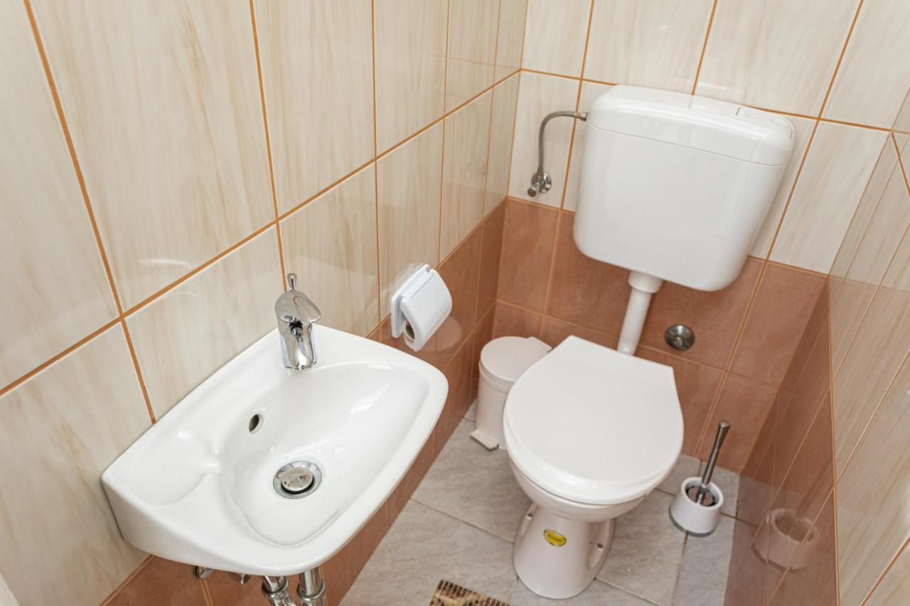 Apartments La Natalli バスカ エクステリア 写真